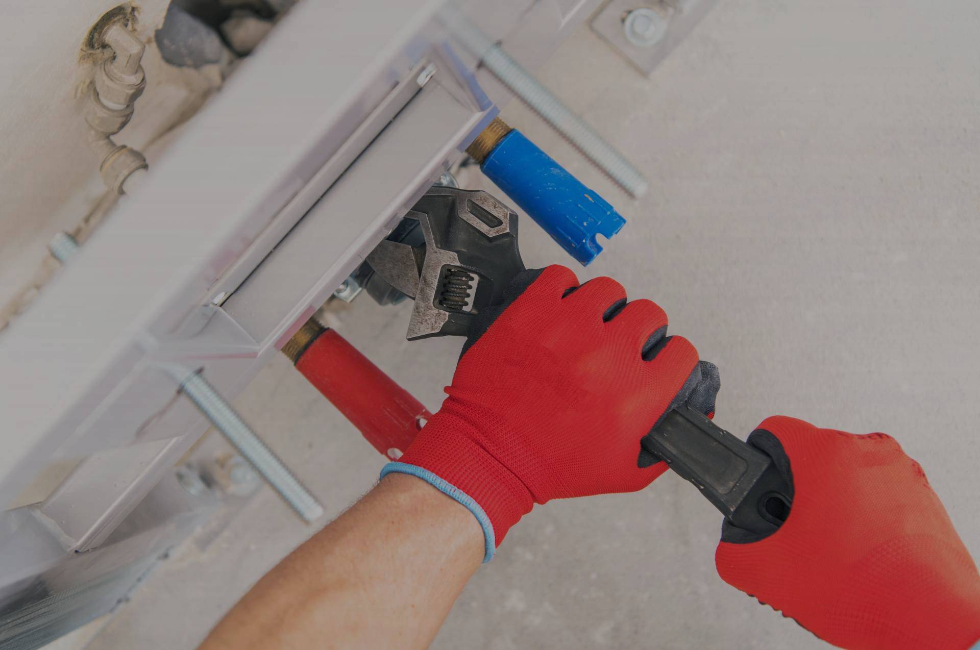 plumber-and-the-bathroom-2022-10-26-03-39-04-utc_2